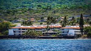 Unclassified image, 3 of 77, button - Casa De Emdeko 210 (Kailua-Kona)