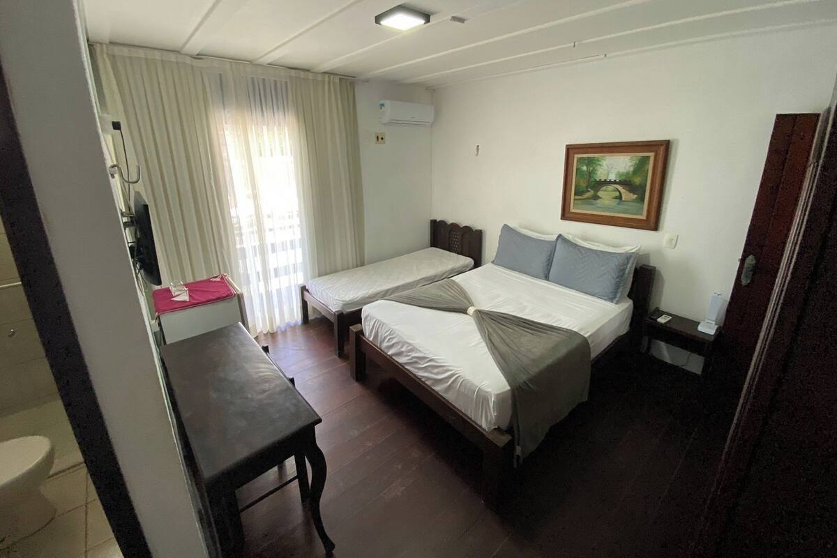 Executive Triple Room, Partial Sea View | Hypo-allergenic bedding, rollaway beds, free WiFi, bed sheets