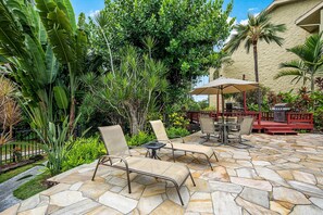 Condo, 1 Queen Bed with Sofa bed (Kalani Kai#104) | Outdoor dining - Kalani Kai#104 (Kailua-Kona)