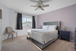 3 makuuhuonetta, työpöytä, silitysrauta/-lauta, ilmainen Wi-Fi