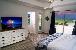 4 bedrooms, iron/ironing board, free WiFi, bed sheets