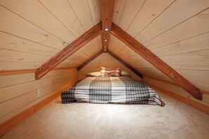 1 bedroom, free WiFi, bed sheets, wheelchair access - The 'Happy Go Fishing Cabin' at the Park Place (on Parks Rd)  (Woodleaf)