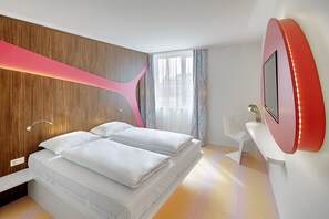Comfort Room (Design) | Hypo-allergenic bedding, laptop workspace, iron/ironing board, free WiFi