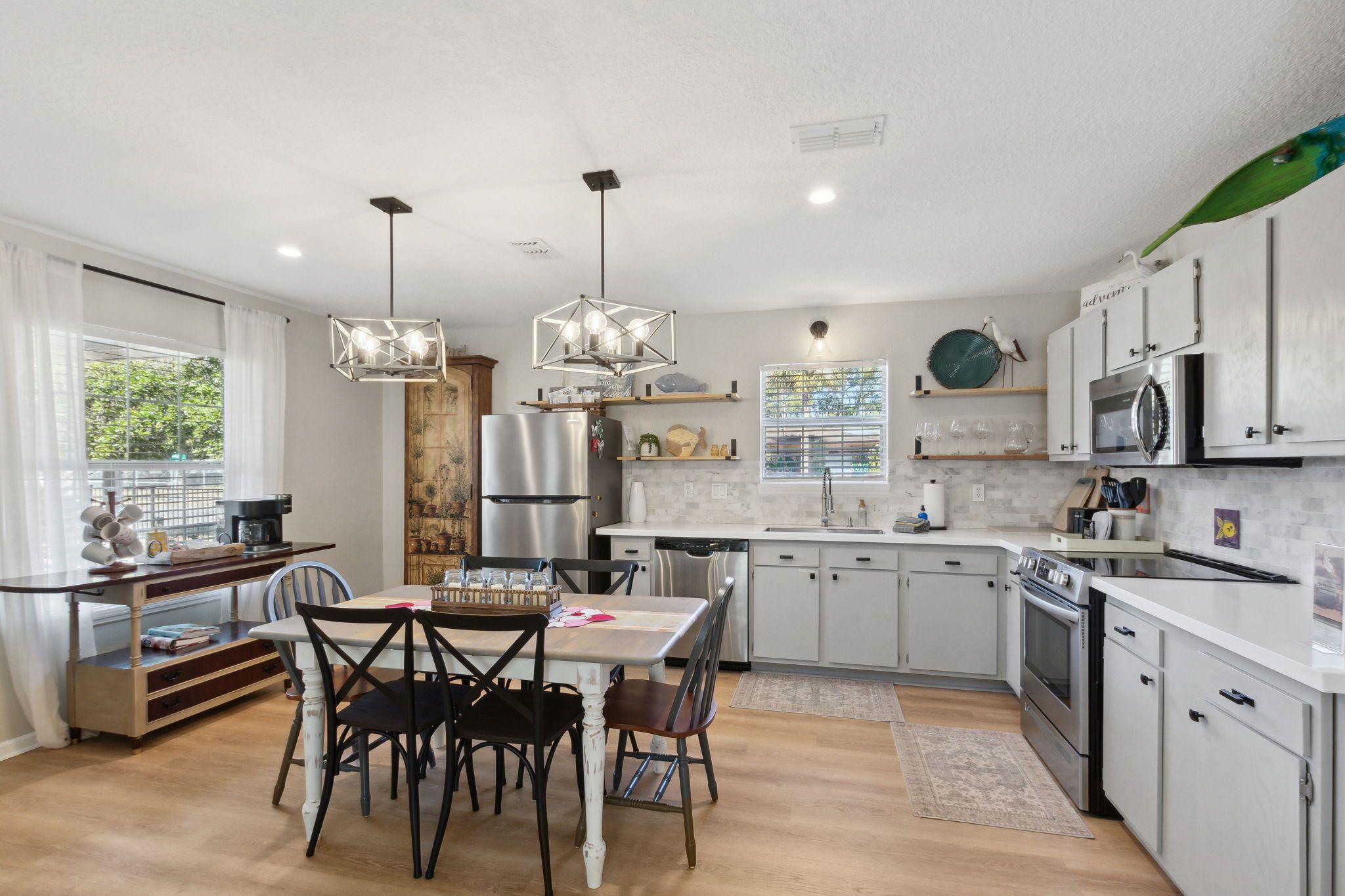 Dishwasher, coffee/tea maker