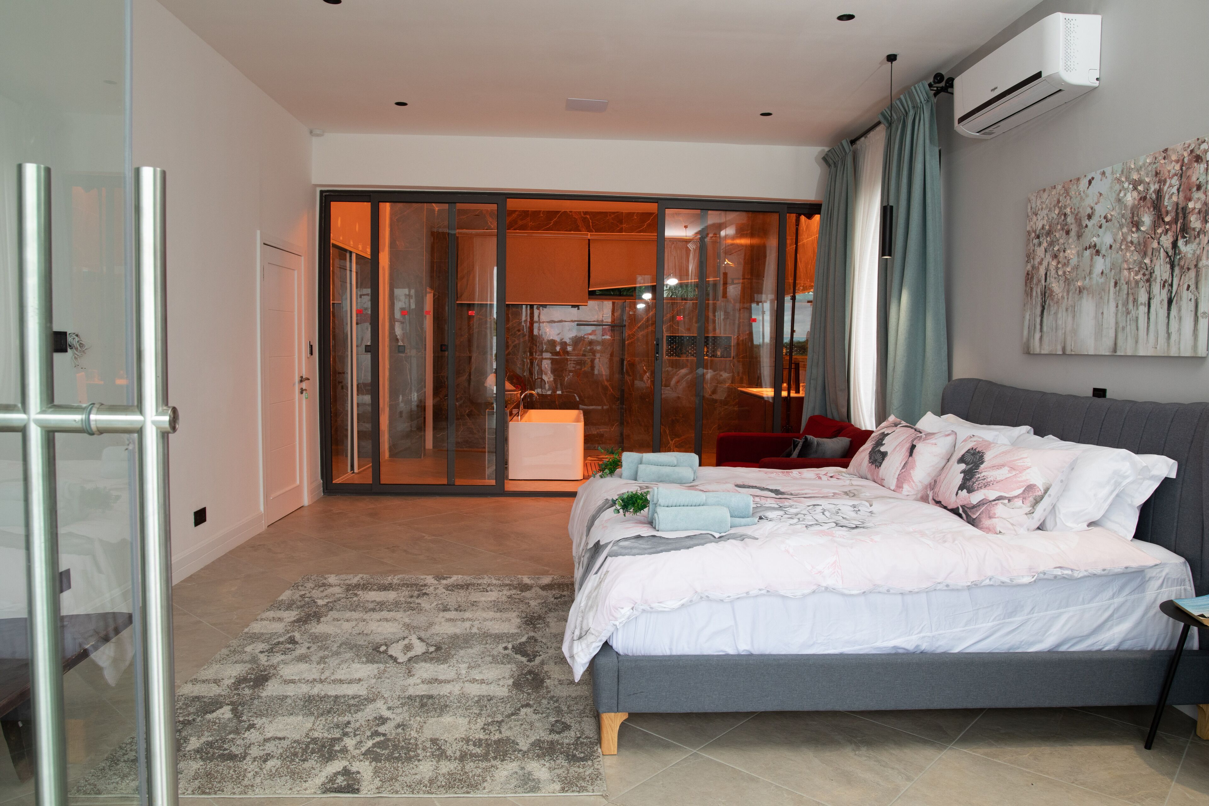 4 soveværelser, strygejern/strygebræt