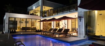 Modern Waterfront Villa