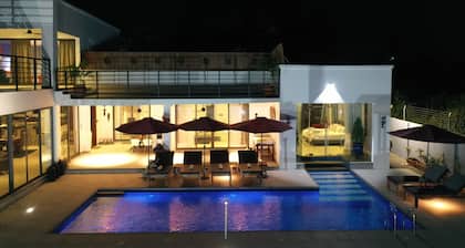 Modern Waterfront Villa