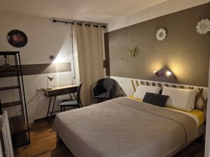 Kamar Klasik | 1 kamar tidur dan didekorasi berbeda-beda