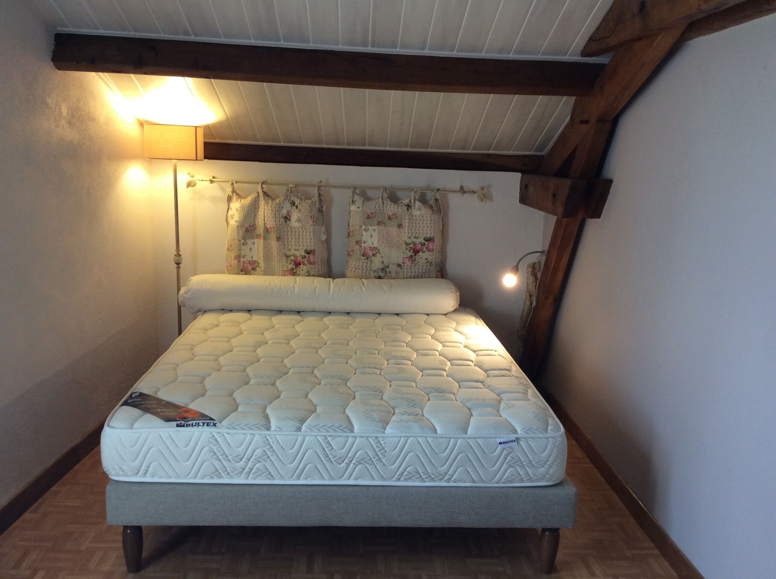 2 slaapkamers, een strijkplank/strijkijzer, wifi