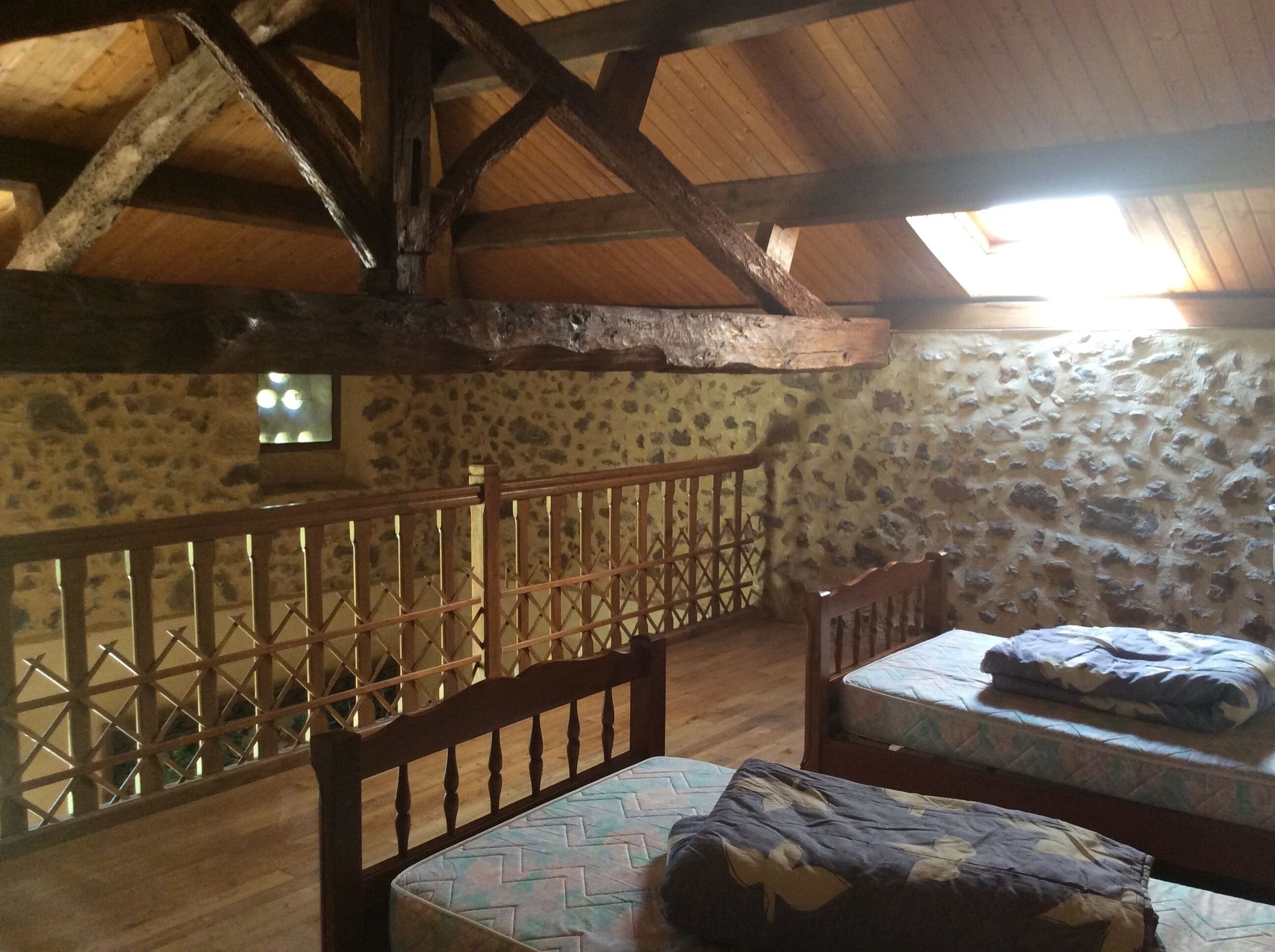 2 bedrooms, iron/ironing board, WiFi