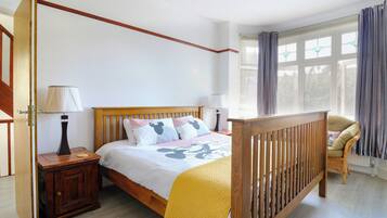 4 bedrooms, individually decorated, individually furnished, free WiFi