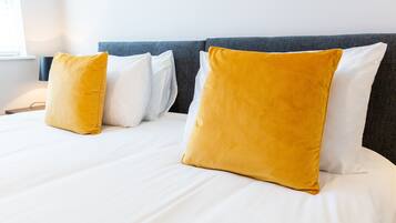 Apartment, eigenes Bad, Stadtblick | 2 Schlafzimmer