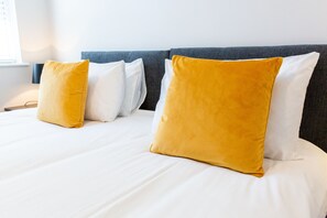 Apartment, Private Bathroom, City View | 2 bedrooms - Velvet 2-bedroom Apartment, Brewery Road, Hoddesdon (Hoddesdon)