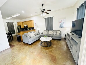 تلفزيون ذكي