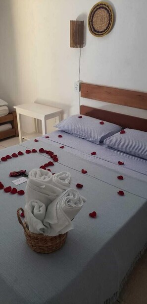 Exclusive Triple Room | Minibar, individually decorated, individually furnished, desk - Céu Azul pousada (Porto Seguro)