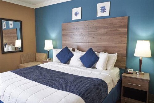 King Bed Standard View