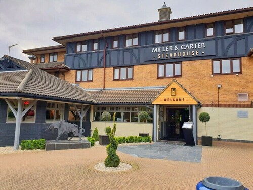 🌟Cosy House - Parking, Garden & Fast Wifi 🌟