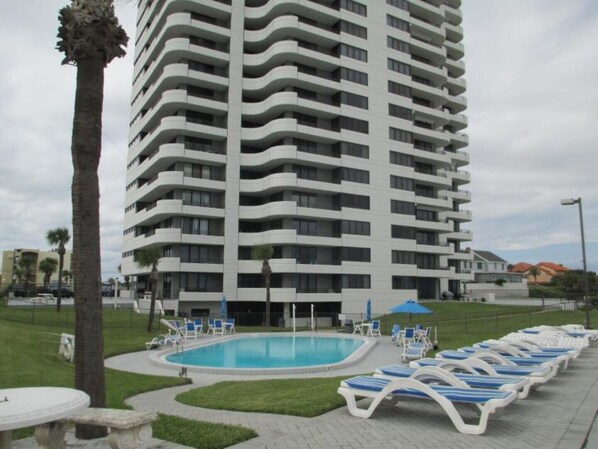 Alberca al aire libre 