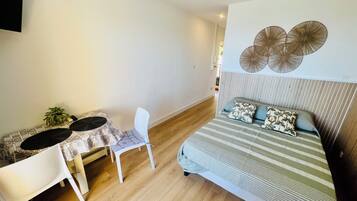 1 chambre, fer et planche Ă repasser, lit parapluie, Wi-Fi gratuit