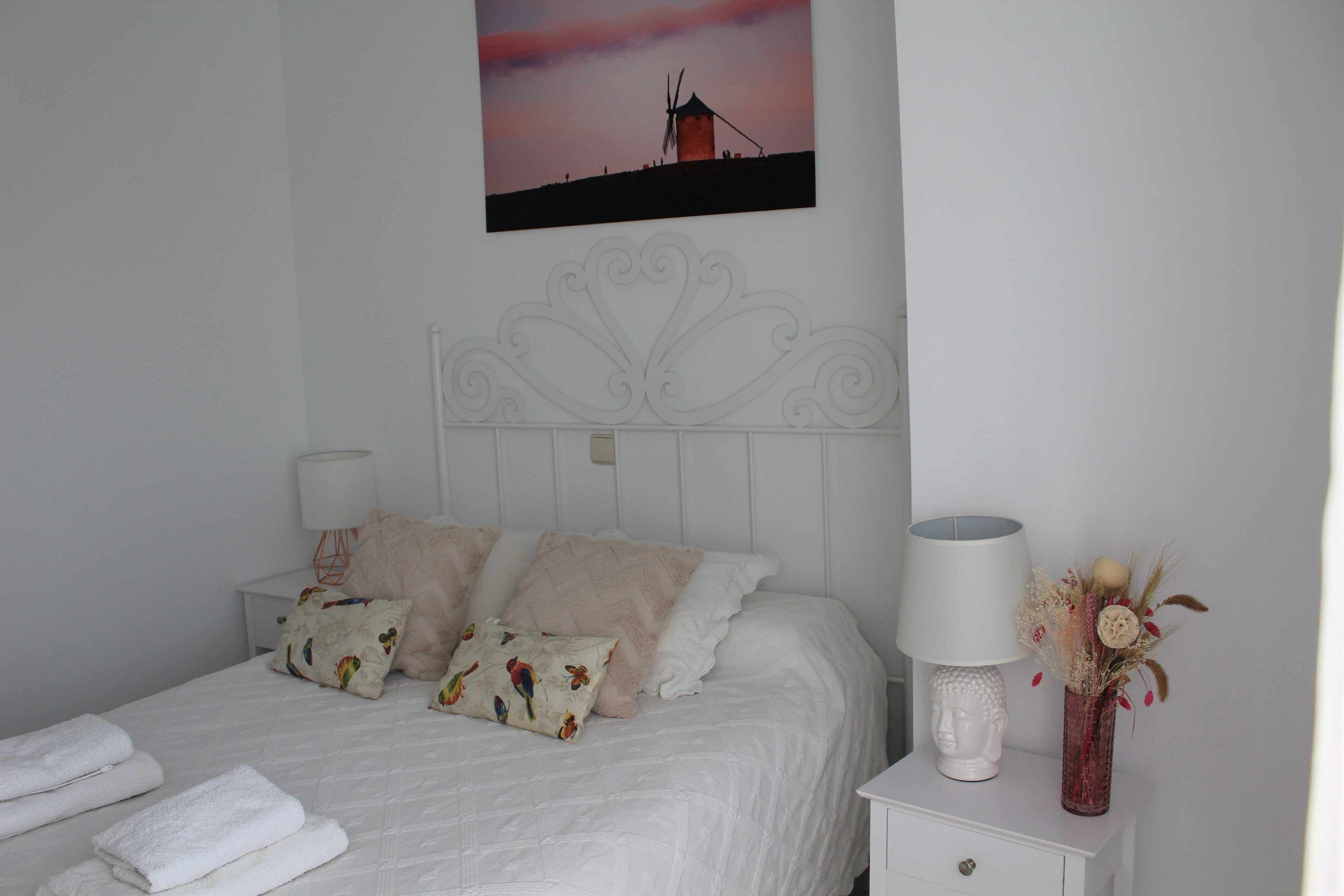 4 dormitorios, cuna de viaje, wifi gratis y ropa de cama