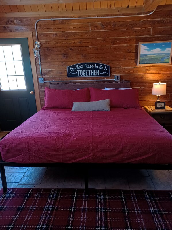 1 bedroom, bed sheets