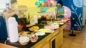 Free daily full breakfast