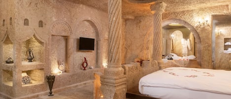 Luxe suite | 1 slaapkamer, lakens van Egyptisch katoen, luxe beddengoed