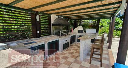 Juquehy Sea Front Condominium 62: best location on the beach