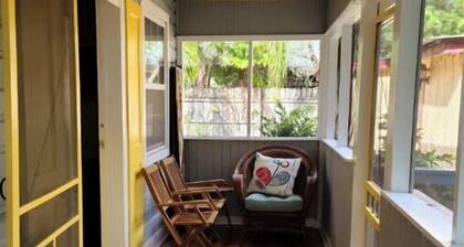 Casa Lola Downtown Cottage
