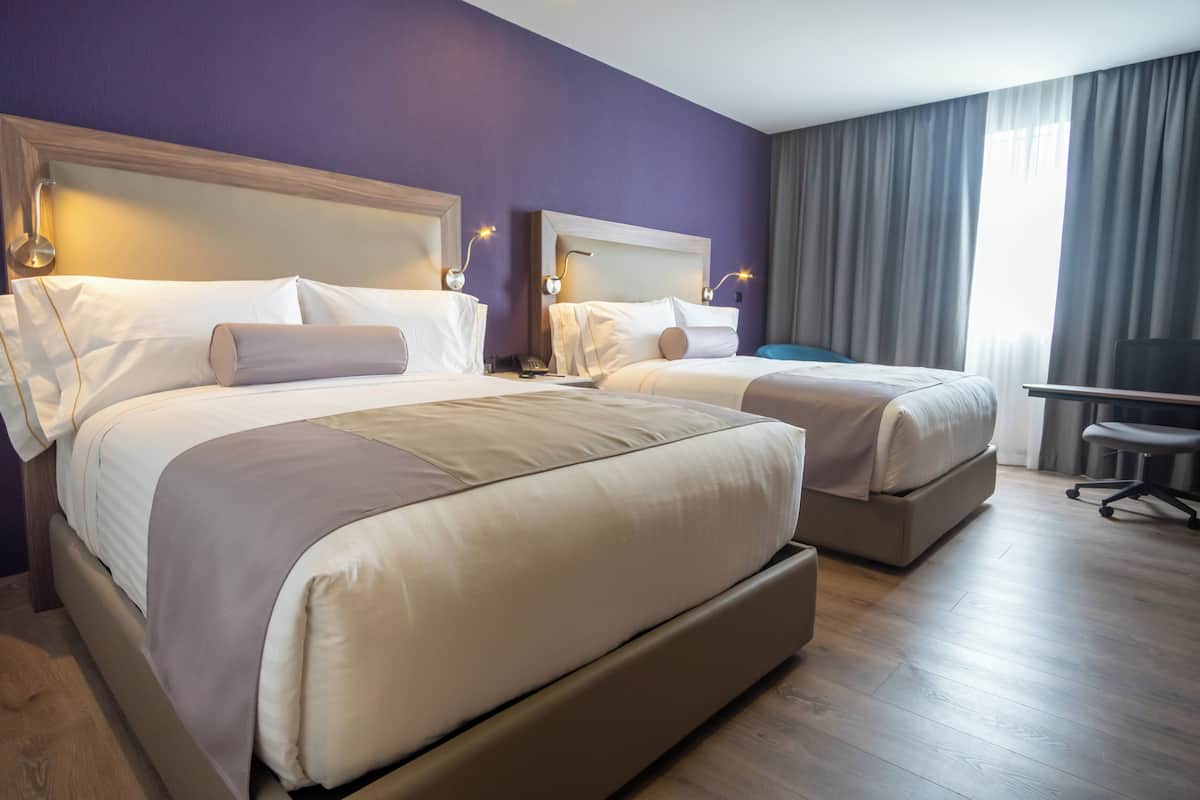 Premium bedding, down comforters, in-room safe, desk