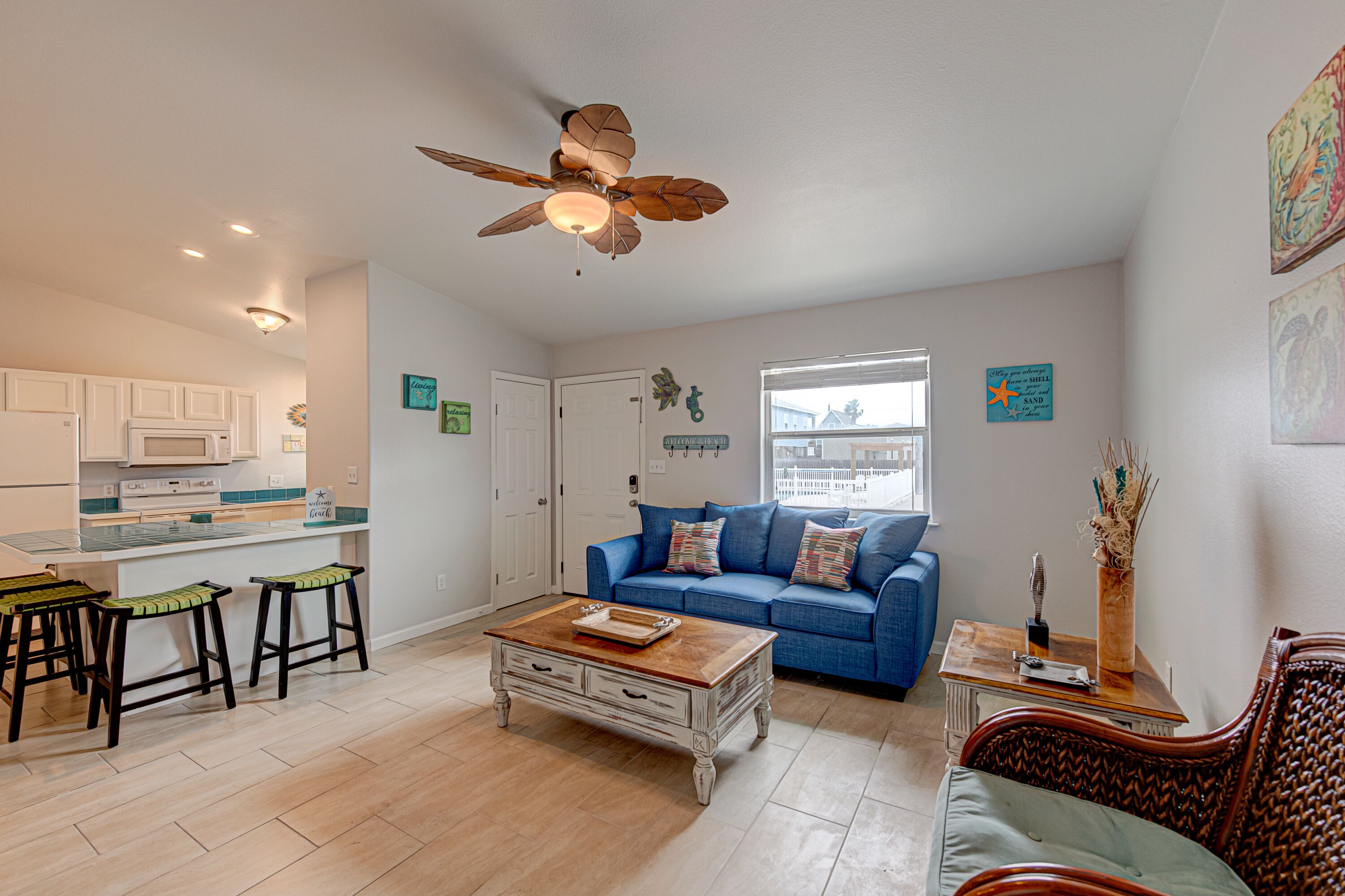 Dream Chaser- Walk to Sandfest & Ocean Breeze! Heated Pool & Pets OK