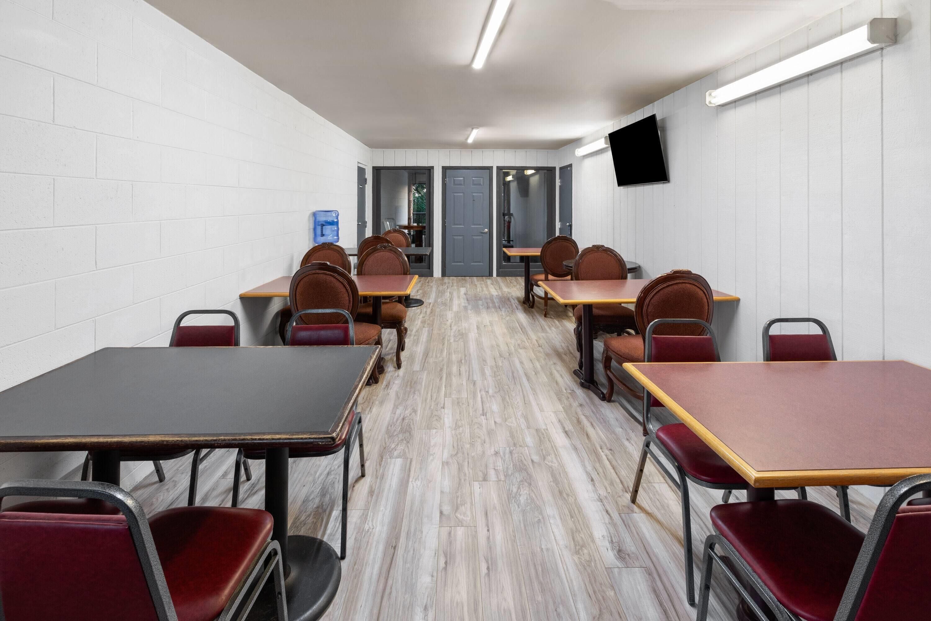 Free daily on-the-go breakfast