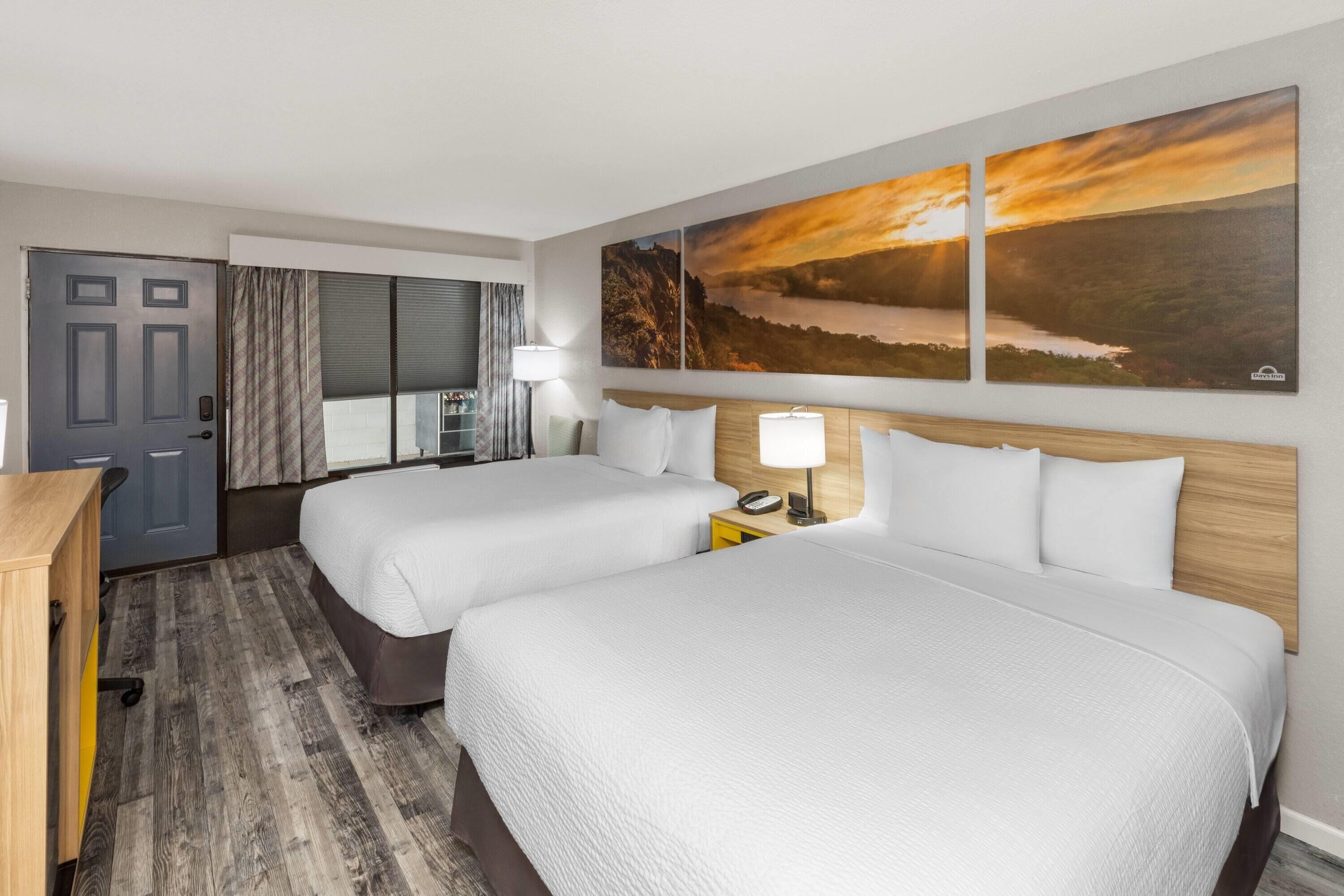 Habitació, 2 llits de matrimoni, no fumadors (Pet-friendly) | Caixa forta a l'habitació, decoració individual i mobiliari individual 