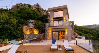 Beachfront villa with hot tub- breathtaking seaview
