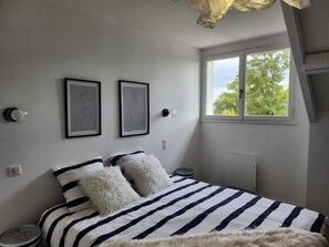 2 Schlafzimmer, Bügeleisen/Bügelbrett, Reisekinderbett, kostenloses WLAN