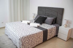 2 Schlafzimmer, Bügeleisen/Bügelbrett, kostenloses WLAN, Bettwäsche
