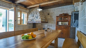Unclassified image, 5 of 38, button - 5* Luxury Stone Villa Diamond with pool, hot tub and sauna (Jesenice)