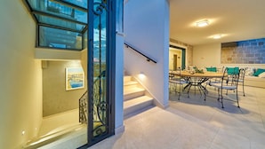 Unclassified image, 3 of 38, button - 5* Luxury Stone Villa Diamond with pool, hot tub and sauna (Jesenice)