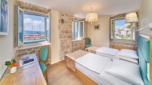 Unclassified image, 4 of 38, button - 5* Luxury Stone Villa Diamond with pool, hot tub and sauna (Jesenice)