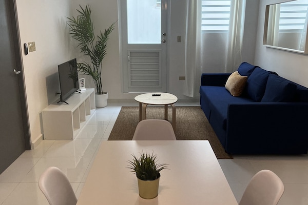 Basic Double Room Single Use | Living room