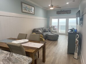 Téléviseur connecté, livres