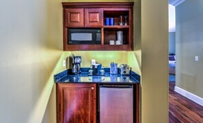 Interior - The Lodge Alley Inn™ - Studio (Charleston)