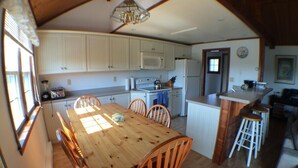 Dining - Private cottage in Madaket just a 10 min walk or short drive to the beach. (Nantucket)