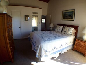 4 soverom, strykejern/-brett, wi-fi (inkludert) og sengetøy