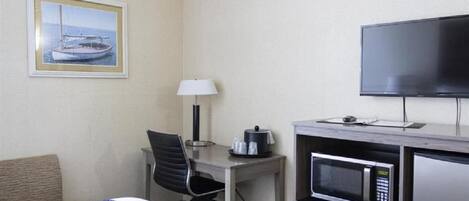 1 chambre, bureau, accès Internet