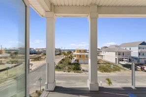 Interior - Blue Fin Bungalow (Navarre)