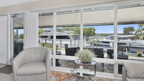 Luxury Waterfront  With Heated Pool Fort Lauderdale FL