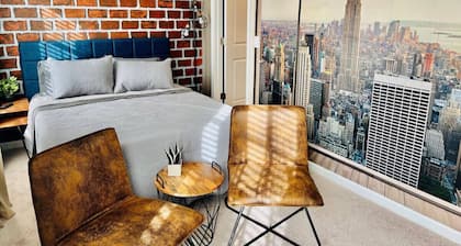 Sweet Spot - Pool table, blackout courtains