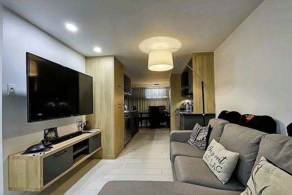 Superior-lejlighed - 2 soveværelser - ikke-ryger - aircondition | Opholdsområde | Pejs