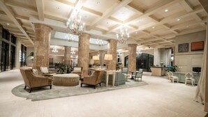 Lobby - San Antonio | Couples Spa Stay | Pool + Spa | Junior Suite (San Antonio)